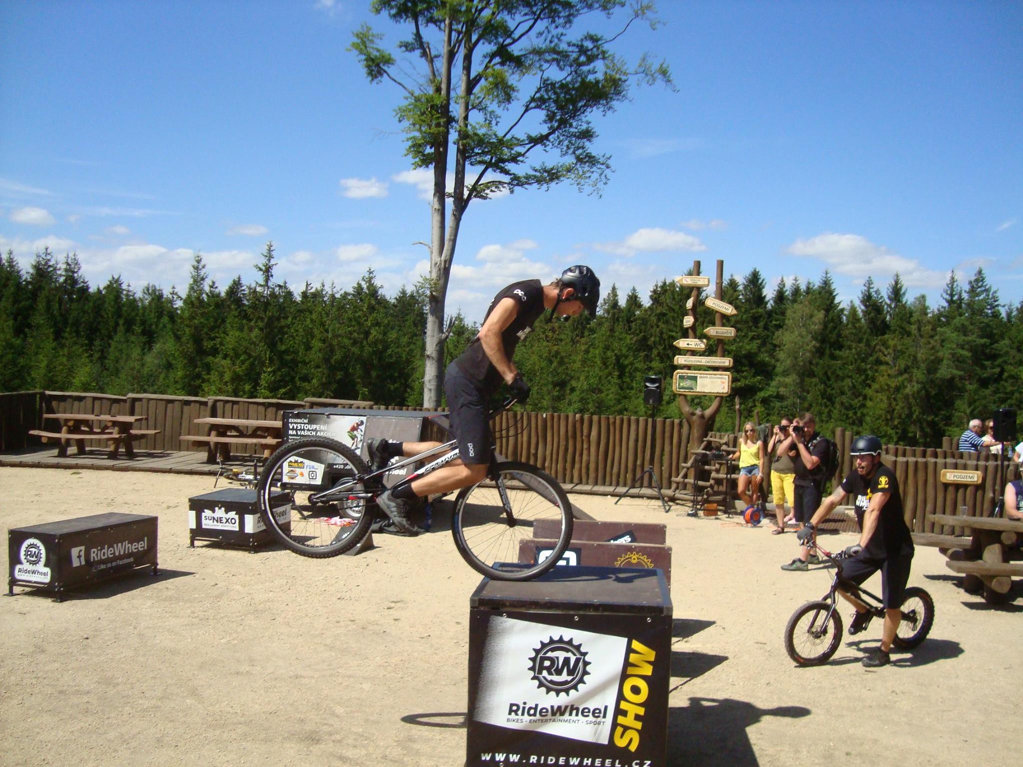 akce-ridewheel.jpg